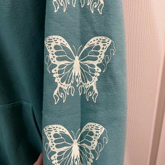 Green and white oversized hoodie - Picture 7 of 7